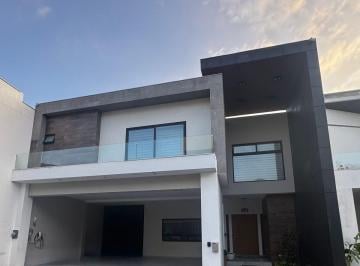 Casa de 4 habitaciones, Monterrey · Residencia en Renta Acabos de Lujo 4 Rec, 1 de Ellas Planta Baja, Área Bar, Asador y Alberca