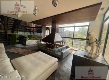 Casa · 730m² · 4 Recámaras · 3 Estacionamientos · Casa en Venta en Huixquilucan, Bosques de La Herradura Gis 24 - 1949.