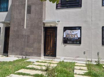 Casa de 2 habitaciones, León · Casa en Renta/ Viñedos II