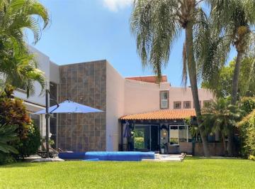 Casa · 435m² · 4 Recámaras · 2 Estacionamientos · Vive El Lujo, La Privacidad y El Confort en Kloster Sumiya