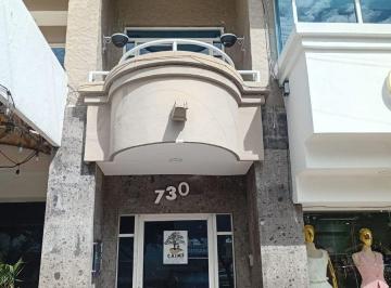 Departamento de 2 habitaciones, Culiacán · Departamento y Local Juntos en Renta en Las Quintas, 2do Piso.