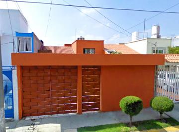 Casa de 3 habitaciones, Chalco · Casa en Remate En, Los Álamos, Naucalpan de Juárez, México: Oportunidad de Inversión