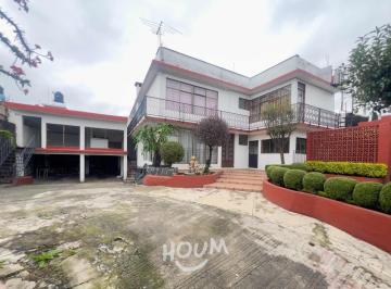 Casa · 500m² · 4 Recámaras · 8 Estacionamientos · Casa en Pedregal de San Nicolás 2da Sección con 4 Recámaras, Id:.