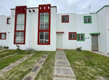 Casa en condominio · 76m² · 3 Recámaras · 2 Estacionamientos · Casa en Venta en Condominio en Fraccionamiento Paseos del Campestre