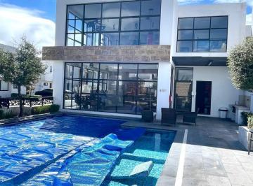 Foto 1 · Oportunidad por Debajo de Su Valor de Mercado! en Juriquilla, Condominio con Alberca