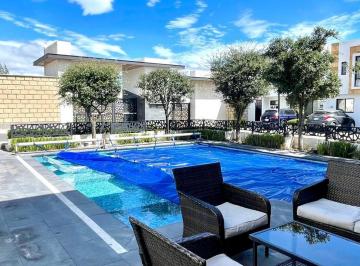 Foto 1 · Oportunidad por Debajo de Su Valor de Mercado! en Juriquilla, Condominio con Alberca