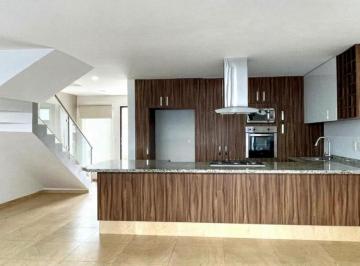 Foto 3 · Oportunidad por Debajo de Su Valor de Mercado! en Juriquilla, Condominio con Alberca