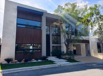Casa de 5 habitaciones, Monterrey · Casa en Venta en La Herradura, Monterrey Nl