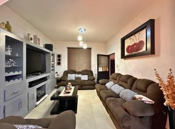 Casa de 4 habitaciones, Cuauhtémoc · Casa Remodelada 222 m², 4 Recámaras y 2 Estacionamientos · Obrera, Cuauhtémoc