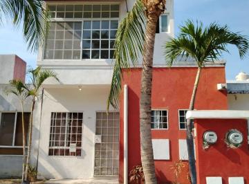 Casa en condominio de 2 habitaciones, Acapulco de Juárez · Casa en Venta en Real del Palmar