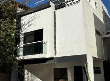 Casa de 4 habitaciones, García · Casa en Venta en Cumbres Provenza – 4 Recámaras Frente a Parque