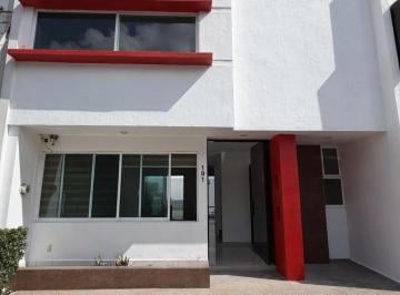 Casa en condominio de 3 habitaciones, Tlajomulco de Zúñiga · Casa en Renta en Casa Fuerte - Coto Privado - Equipada