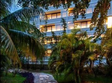 Departamento · 174m² · 2 Recámaras · 2 Estacionamientos · Venta o Renta Departamento Penthause 2 Recamaras en Residencial Palmaris Condominio Pitahaya