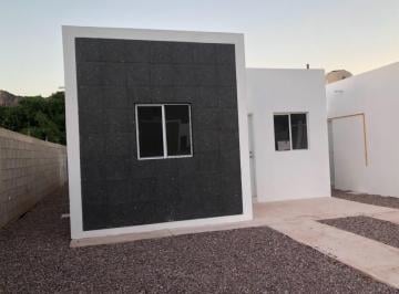 Casa · 62m² · 2 Recámaras · 1 Estacionamiento · Casa - Colinas de Miramar