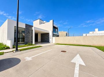 Casa de 2 habitaciones, León · Venta de Casa Nueva de un Piso en Rinconada de Santa Fe 2 Zona Ibero