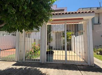 Casa de 3 habitaciones, Zapopan · Vendemos Casa en Valle de San Isidro, Zapopan Jal.