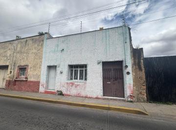 e27fbfaba2f35228670da139e17f63c1b800ff15d54bbbba7a5fd58f10088ce6 · 3 Casas en Una Propiedad, a Unos Pasos del Parian, Para Remodelar