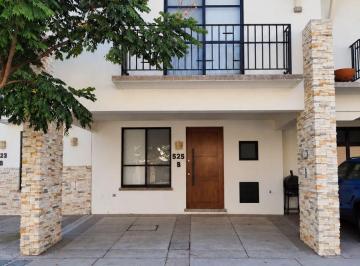 Casa de 3 habitaciones, León · Casa en Renta en Sacromonte Residencial.