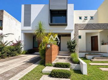 Casa de 3 habitaciones, Tlajomulco de Zúñiga · Venta Casa en Casa Fuerte Tlajomulco Zúñiga