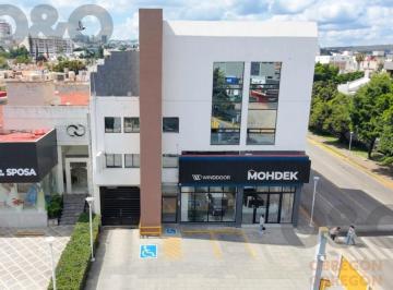 Oficina · 35m² · 1 Estacionamiento · Oficina en Renta en Jardines del Moral, León Gto