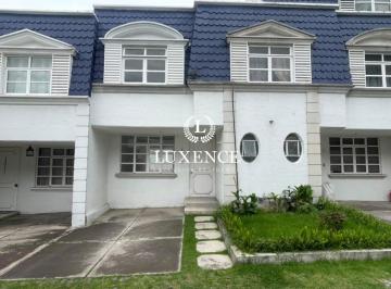Casa · 115m² · 3 Recámaras · 2 Estacionamientos · Casa en Olivar de Los Padres en Venta