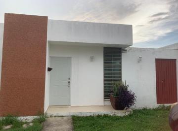 Casa de 2 habitaciones, Mérida · Casa en Renta Amueblada en Gran Santa Fe!