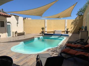 Casa · 585m² · 4 Recámaras · 4 Estacionamientos · Casa en Venta en Saltillo Coahuila Versalles Residencial