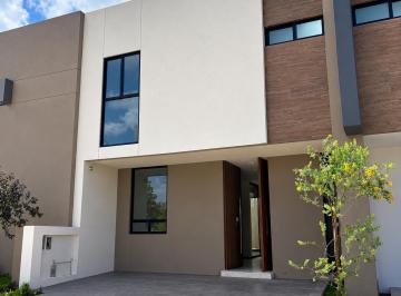 Casa de 3 habitaciones, Morelia · Casa Nueva en Renta - Vesta del Monte