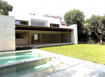 Casa · 469m² · 4 Recámaras · 3 Estacionamientos · Casa en Club de Golf Tabachines
