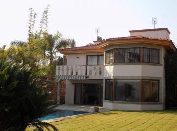 Casa · 275m² · 2 Recámaras · 2 Estacionamientos · Casa en Fraccionamiento La Herradura