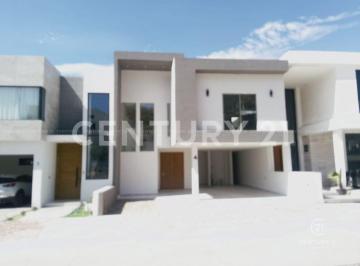 Casa · 249m² · 3 Recámaras · Casa en Venta en Altozano, Chihuahua, Chih.