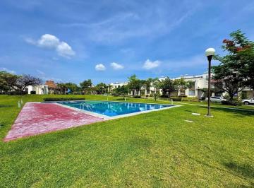 1 · Casa en Condominio en Real Santa Fe, Xochitepec, Morelos