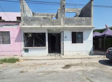 Casa de 2 habitaciones, Ramos Arizpe · Casa en Venta en Col. Analco