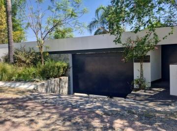 b80902a0fac1f969bef82ca3efee410290ab0cc334a216aed52bfcc9383b9698 · Residencia en Venta en Las Cañadas