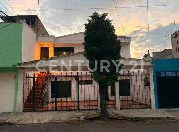 Dúplex · 223m² · 5 Recámaras · Casa de Productos en Venta Colonia San Felipe Ixtacala
