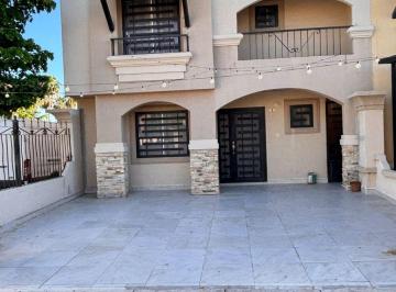 Casa de 3 habitaciones, Hermosillo · Casa en Renta Stanza Solare