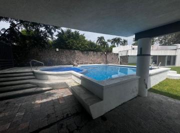 Casa de 5 habitaciones, Xochitepec · Casa Privada Amueblada en Venta en Colinas de Santa Fe, Al Sur de Cuernavaca, Morelos