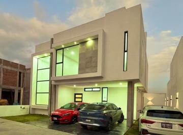 Casa de 4 habitaciones, Metepec · Residencia en Venta en Metepec