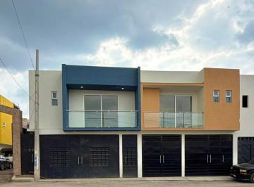 Casa de 5 habitaciones, Toluca · Casa en Venta en Toluca