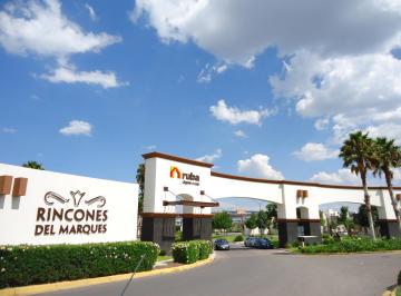 Casa · 80m² · 3 Recámaras · 2 Estacionamientos · Casa en Renta Rincones del Marques 3 Recamaras Privada Cerca Zona Industrial B Quintana