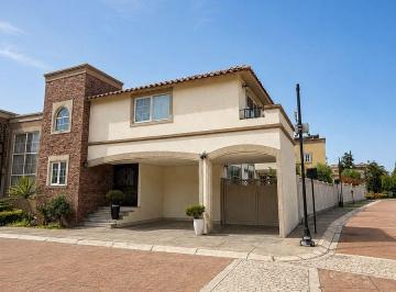 3a26204ec96fb1d9e19438cbe32c49bcaa6c0f46a3b22b667ef23a04617a40ad · Residencia Amueblada Premium en Renta - Portofino