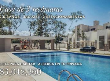 Casa en condominio de 3 habitaciones, Solidaridad · Casa 3 Recámaras en Venta en Playa del Carmen | Cerca del Mar | Alberca en Privada y Jacuzzi