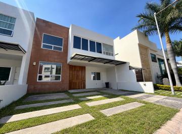 Casa de 4 habitaciones, Zapopan · Hermosa Casa en Villa La Cima