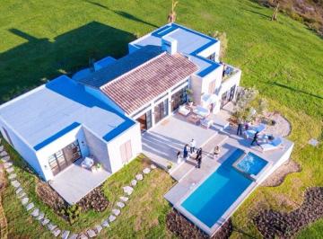 91d5af03eaa6a8acb62f5b71efec6e4fd80d86e5ff9a0f60ce568683ef8568f2 · Casa de 4 Recámaras en Venta en Real del Mar, Tijuana | The Estates