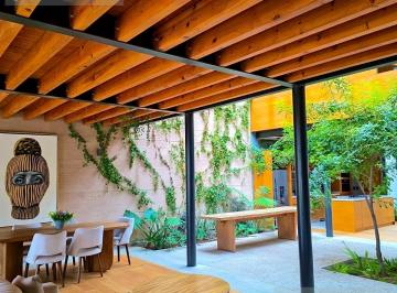 Casa en condominio · 230m² · 3 Recámaras · 2 Estacionamientos · Lujo, Vista y Confort | Venta de Residencia con Techo Retráctil en Valle de Los Senderos en Sma