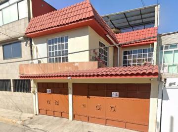Casa de 3 habitaciones, Tlalnepantla de Baz · Casa en Venta en Hab Prado Vallejo, Tlalnepantla, México
