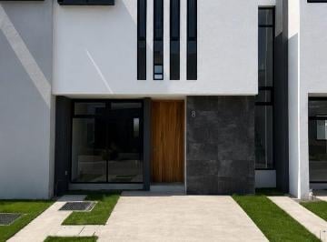 33b124ffaf120d85ab3dcd6e1f447cdebfe34e3d85861f0b93ecd1ae7b4ed587 · Casa en Venta en Casa Fuerte, Tlajomulco de Zuñiga