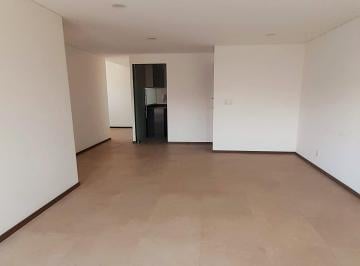 Amplia estancia, con vista a balcón · ¡Excelente Departamento de 145 m² en del Valle Norte! – Trato Directo