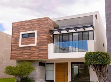 Casa de 4 habitaciones, San Andrés Cholula · Moderna Casa Michoacán Lomas de Angelópolis