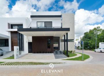 2f0573398a8846ef63b2075343f0e7913ecea98a8eb7266a7a41997d14c2c957 · Casa en Venta en Residencial Río, Cancún